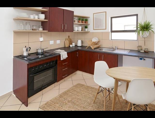 2 BEDROOM PROPERTY TO RENT IN PRINCESS